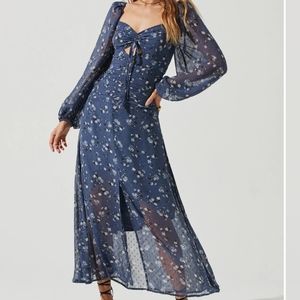 Astr The Label Blue Long Sleeve Sweetheart Neck Floral Midi Dress XS